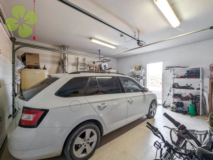 Image No.28-3 Bed Villa for sale