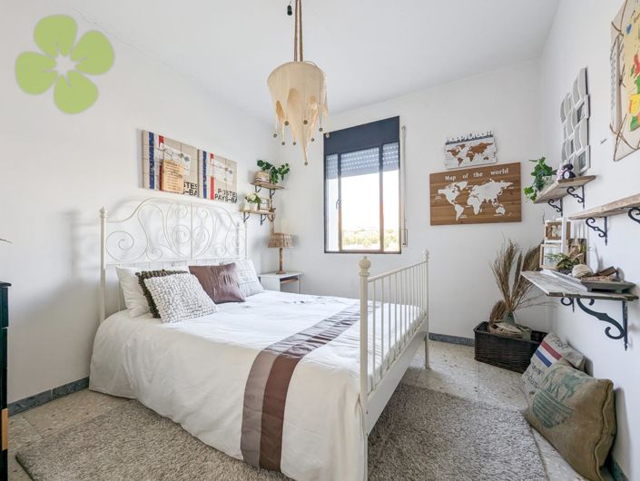 Image No.20-7 Bed Village House for sale