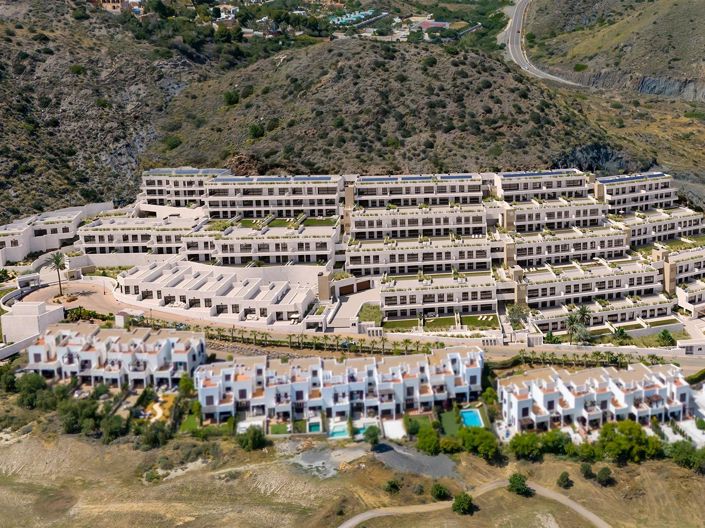 Image No.15-3 Bed Apartment for sale