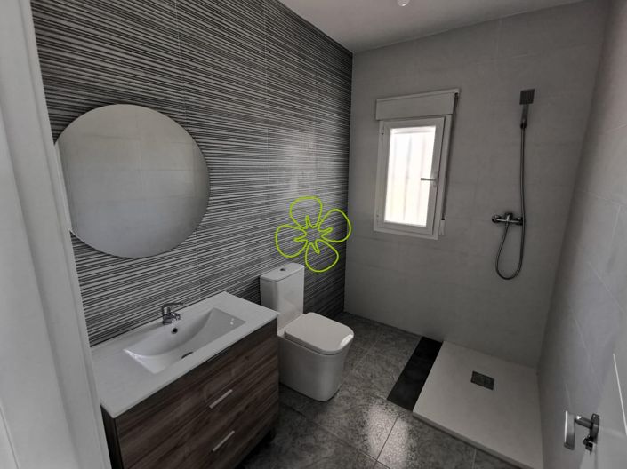 Image No.10-3 Bed Villa for sale