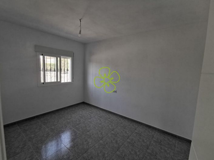 Image No.7-3 Bed Villa for sale