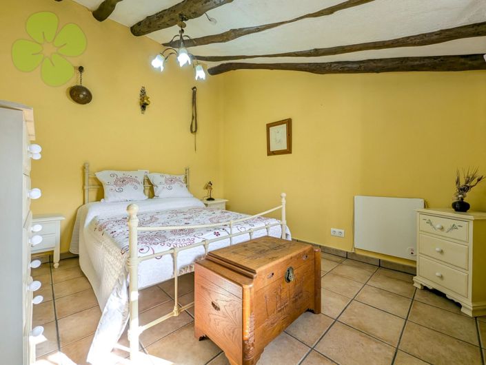 Image No.17-4 Bed Country House for sale