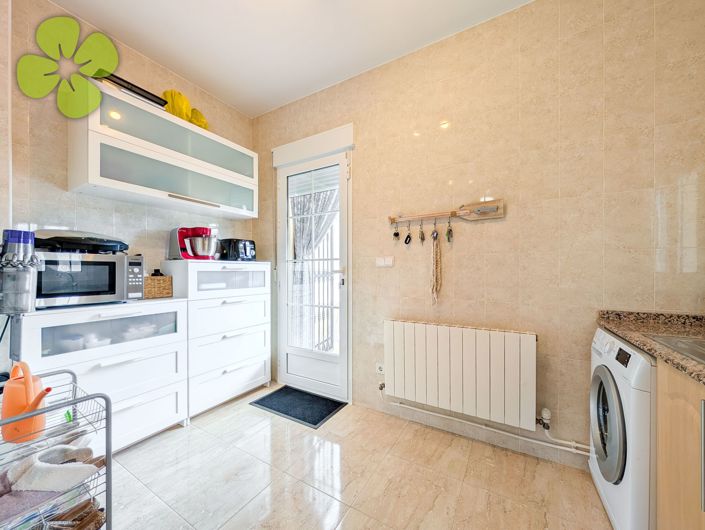 Image No.11-3 Bed Villa for sale