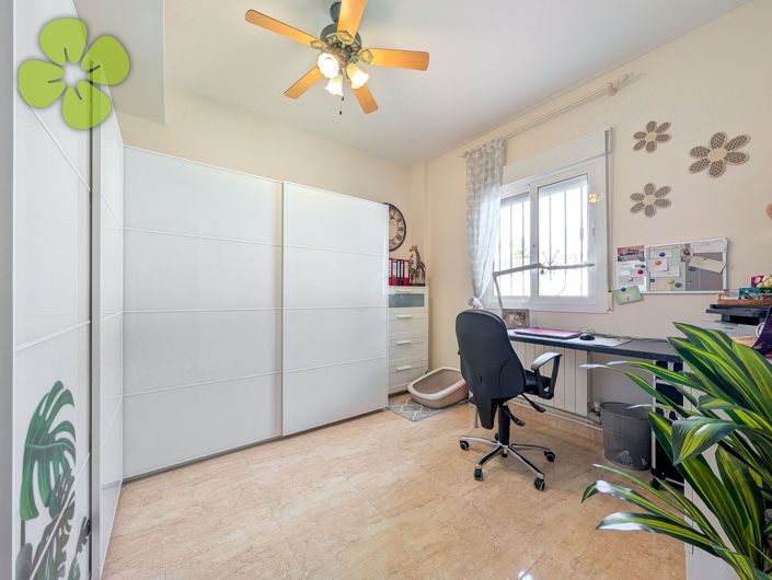 Image No.19-3 Bed Villa for sale