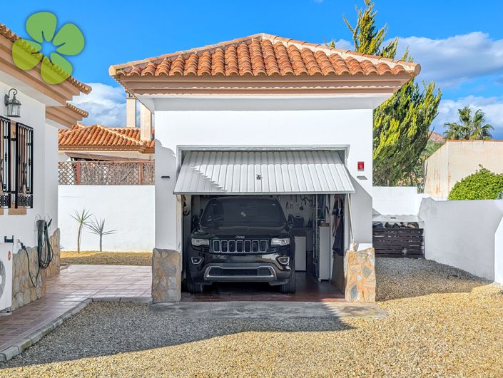 Image No.28-3 Bed Villa for sale