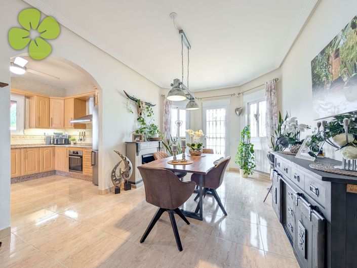 Image No.6-3 Bed Villa for sale