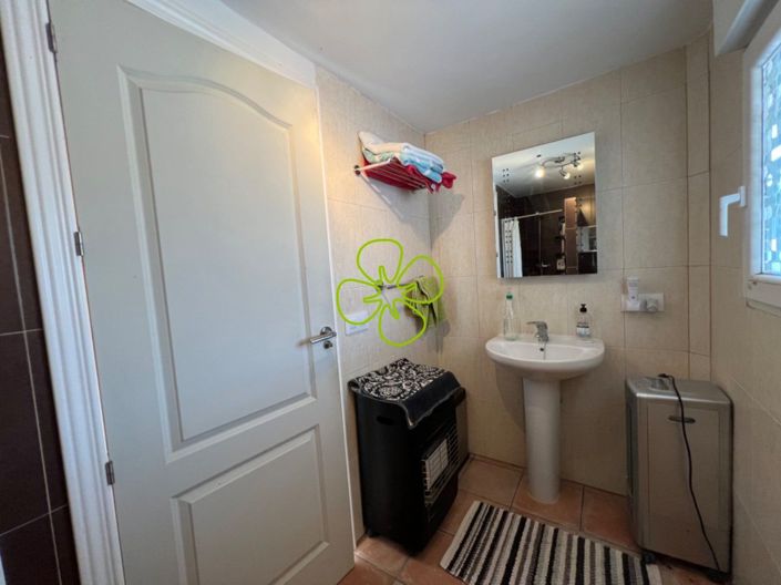 Image No.26-5 Bed Villa for sale