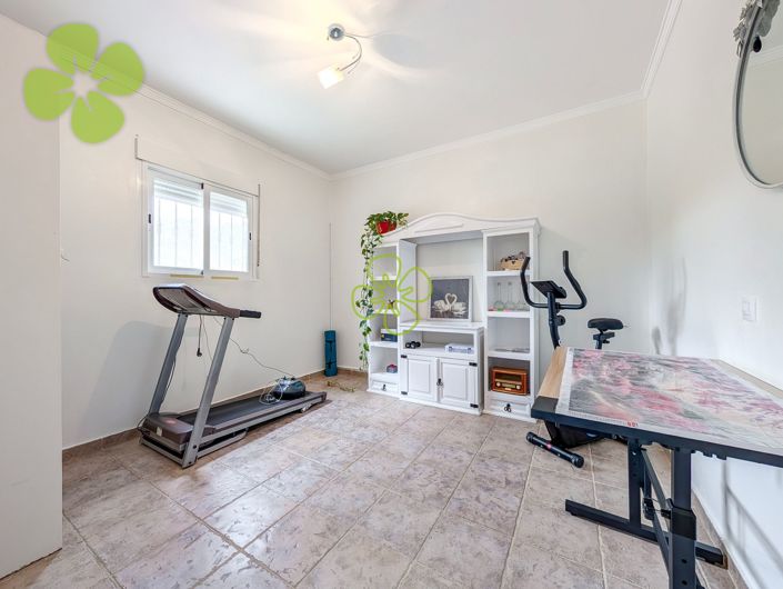 Image No.18-4 Bed Villa for sale