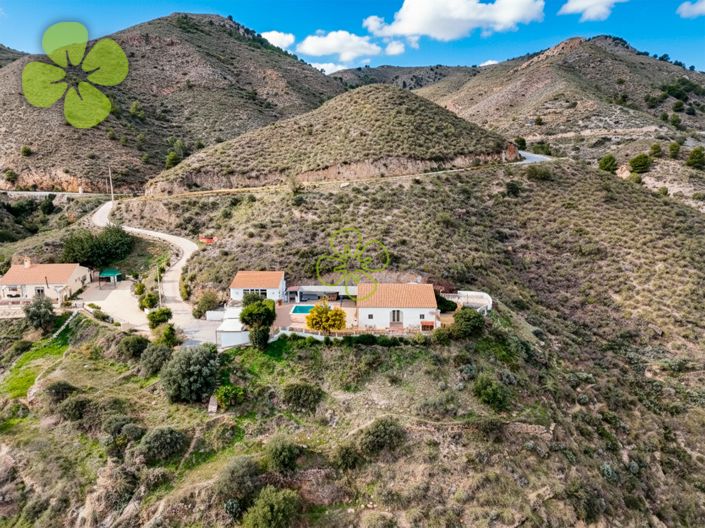 Image No.31-4 Bed Villa for sale