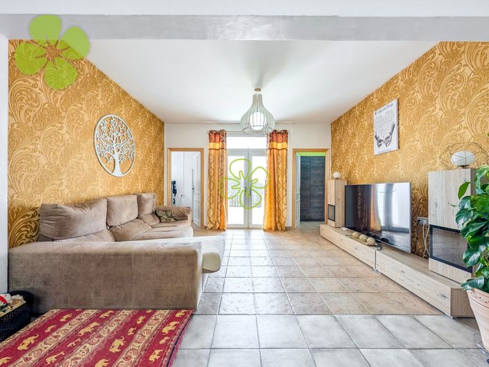 Image No.5-4 Bed Villa for sale