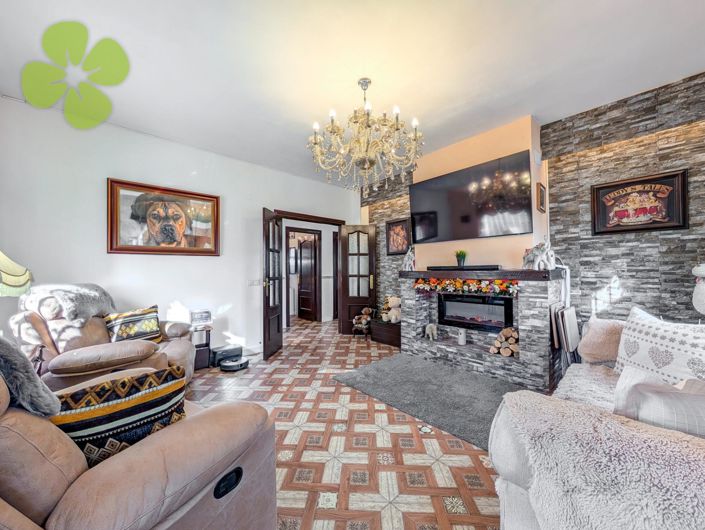 Image No.7-3 Bed Villa for sale