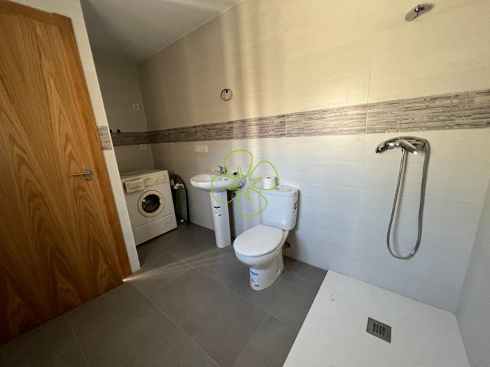 Image No.23-5 Bed Country House for sale