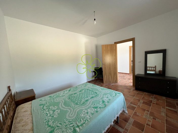 Image No.9-5 Bed Country House for sale