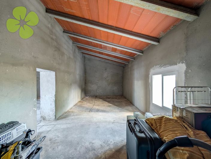 Image No.15-4 Bed Country House for sale