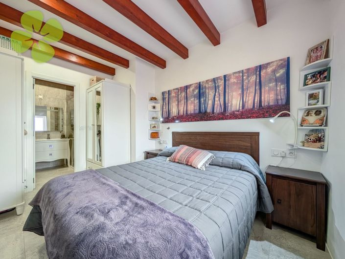 Image No.13-3 Bed Village House for sale