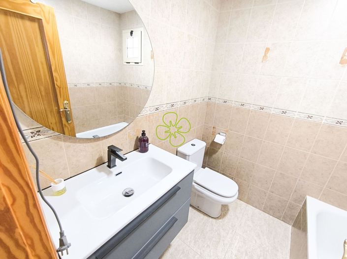 Image No.18-3 Bed Duplex for sale