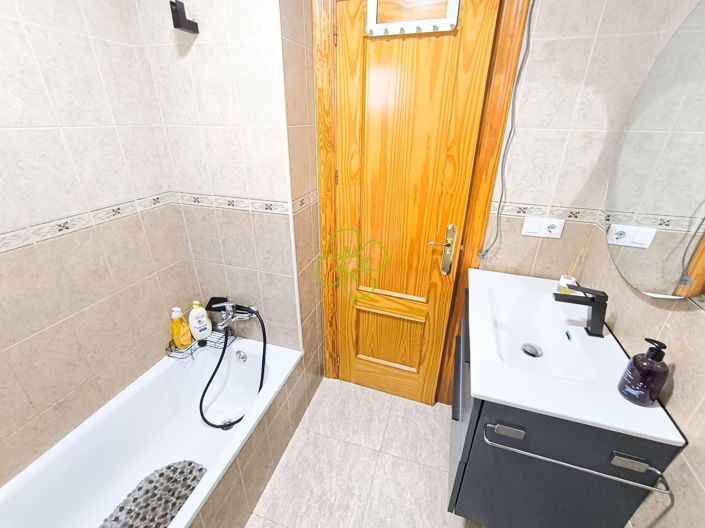 Image No.19-3 Bed Duplex for sale