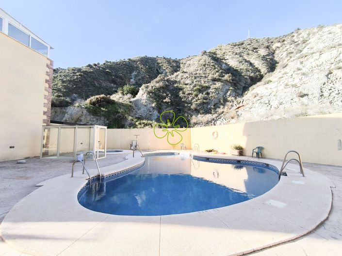 Image No.27-3 Bed Duplex for sale