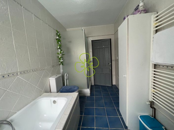 Image No.17-3 Bed Villa for sale