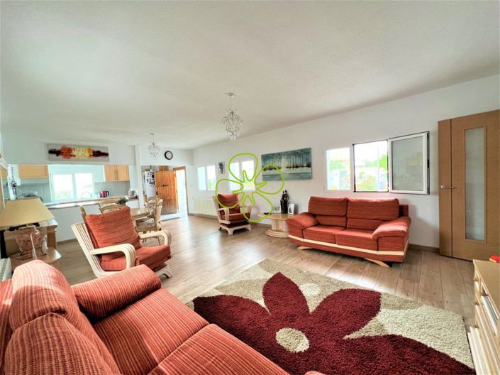 Image No.4-3 Bed Villa for sale