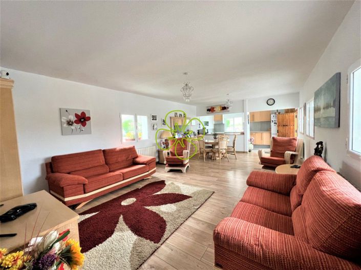 Image No.5-3 Bed Villa for sale