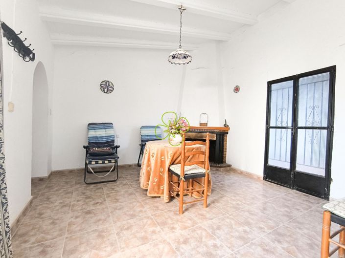 Image No.17-4 Bed Country House for sale