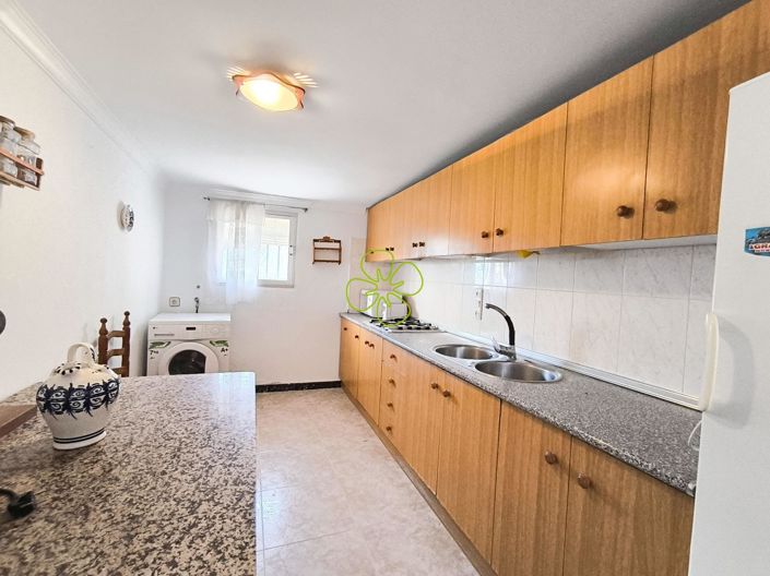 Image No.18-4 Bed Country House for sale