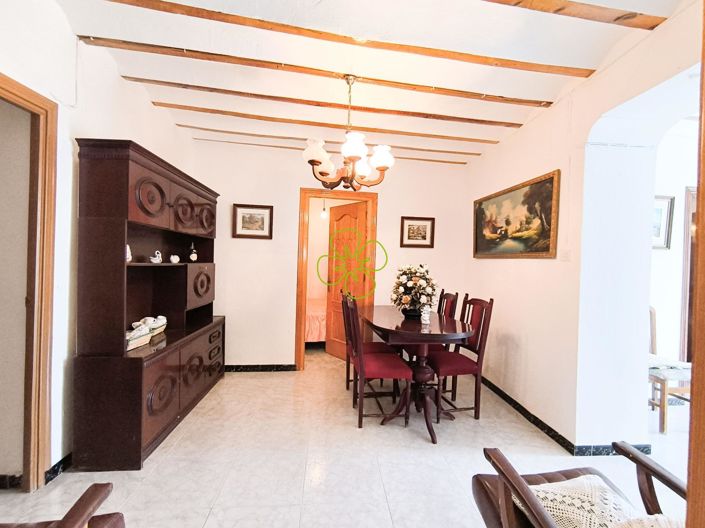 Image No.6-4 Bed Country House for sale