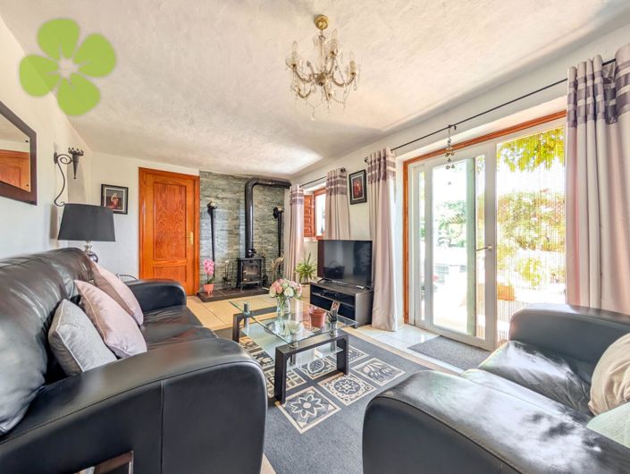 Image No.14-4 Bed Country House for sale