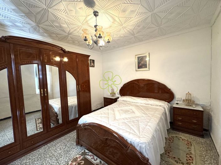 Image No.4-Maison de campagne de 5 chambres à vendre à Oria