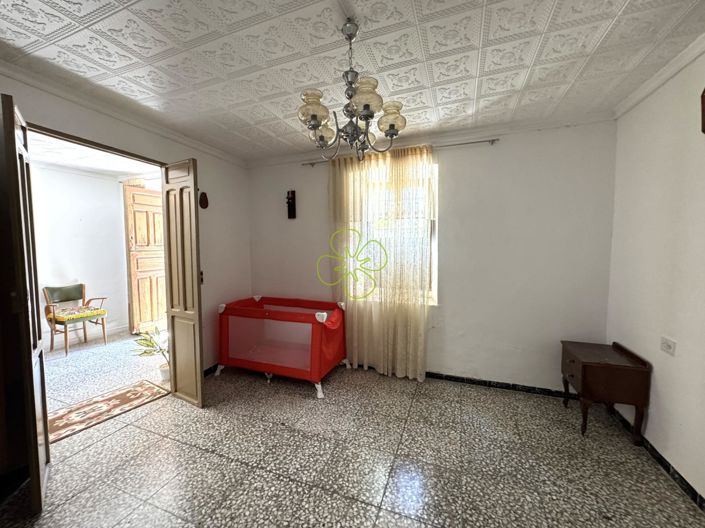 Image No.5-Maison de campagne de 5 chambres à vendre à Oria