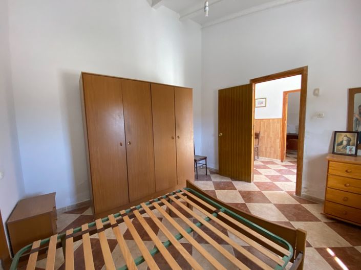 Image No.8-3 Bed Country House for sale