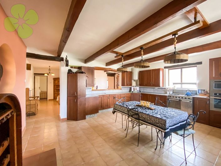 Image No.18-7 Bed Country House for sale