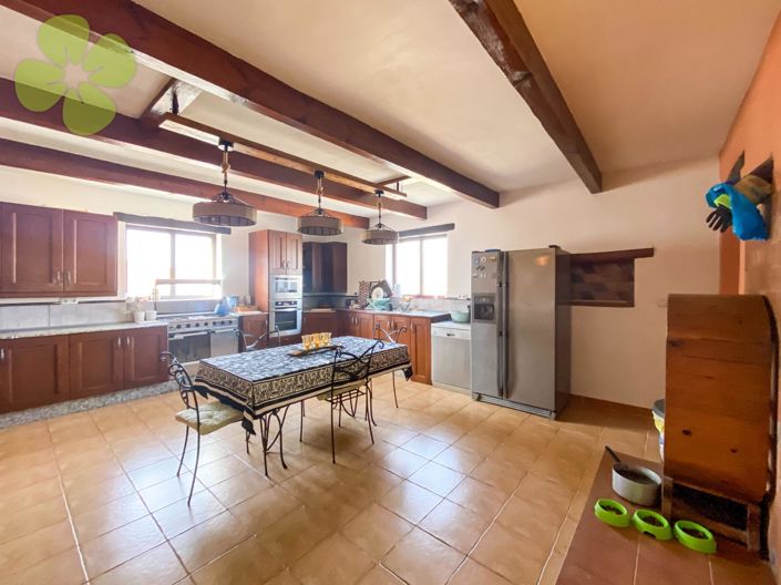 Image No.19-7 Bed Country House for sale