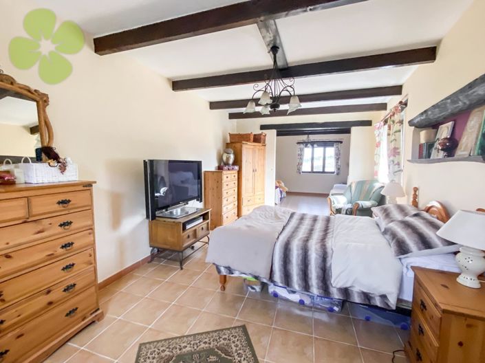 Image No.23-7 Bed Country House for sale