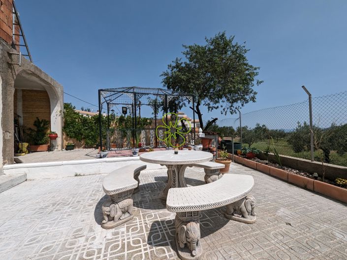 Image No.2-7 Bed Village House for sale