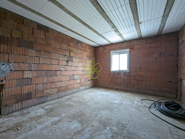 Image No.22-7 Bed Village House for sale