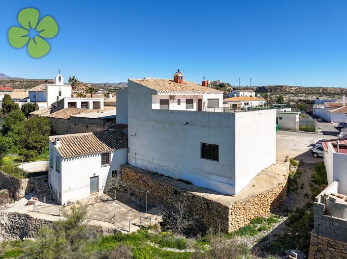 Image No.31-5 Bed Country House for sale