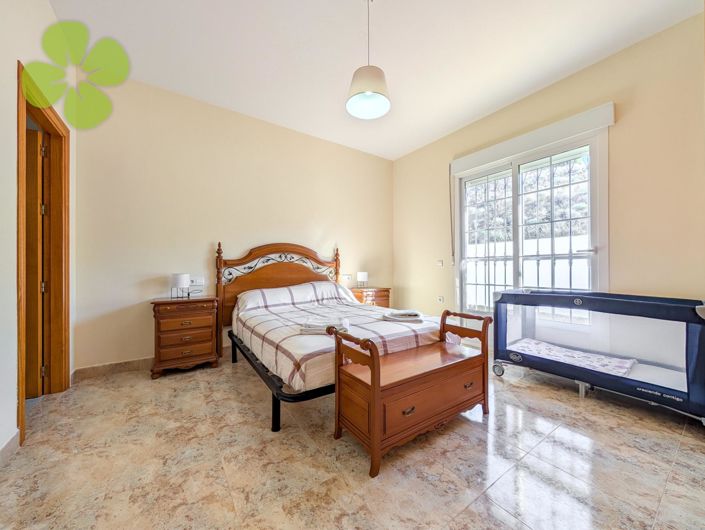 Image No.11-3 Bed Villa for sale