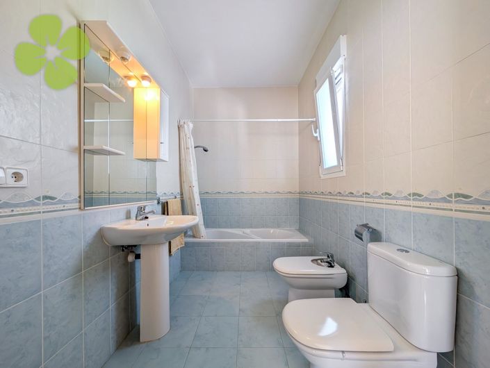 Image No.13-3 Bed Villa for sale