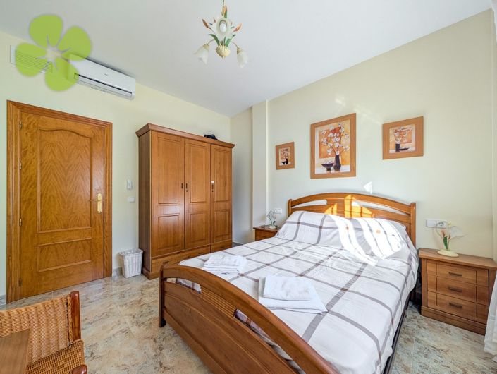 Image No.15-3 Bed Villa for sale