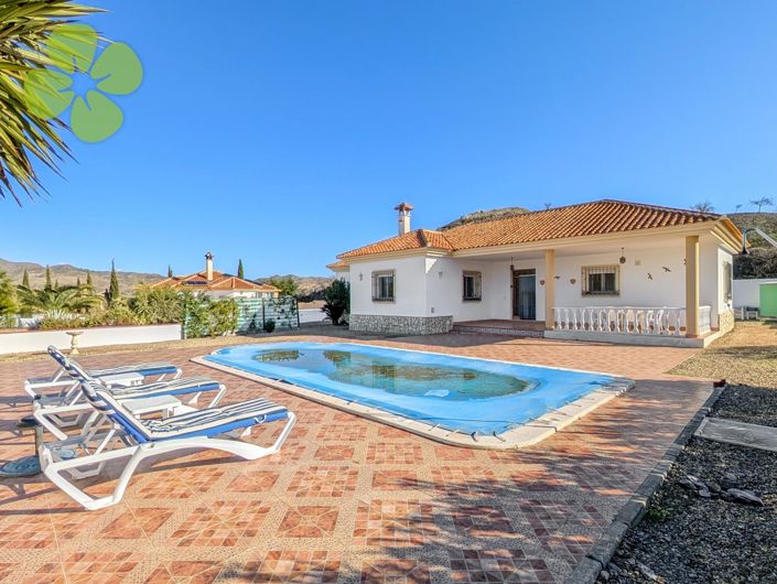 Image No.3-3 Bed Villa for sale