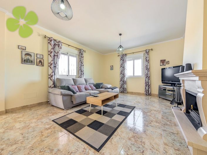 Image No.9-3 Bed Villa for sale