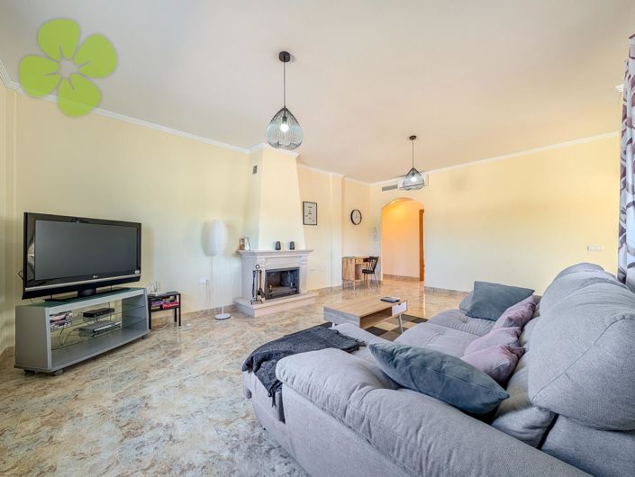 Image No.10-3 Bed Villa for sale