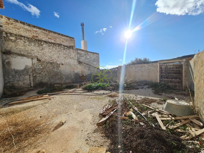 Image No.23-4 Bed Village House for sale