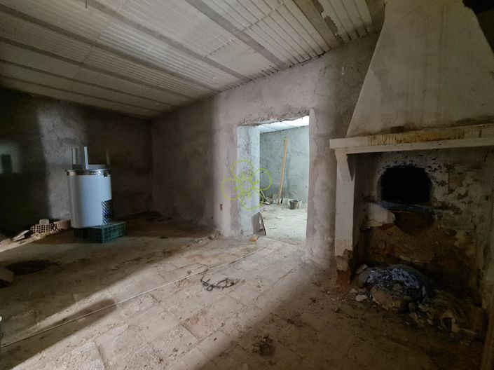 Image No.7-4 Bed Village House for sale