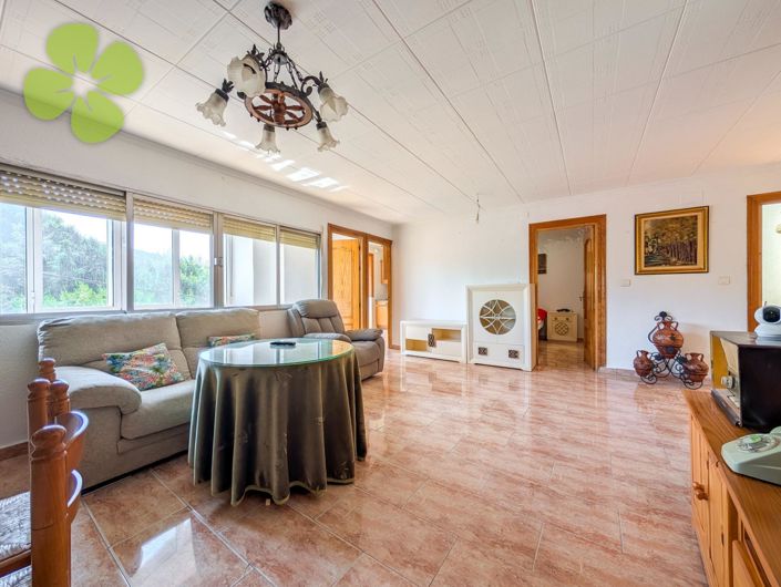 Image No.5-3 Bed Village House for sale