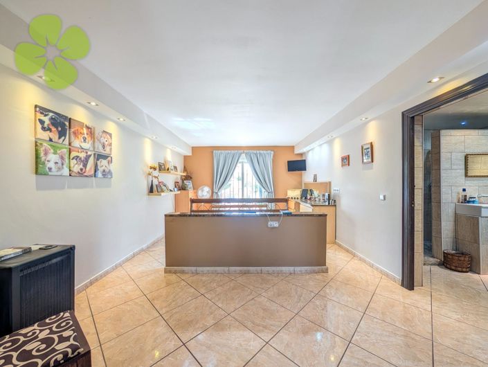 Image No.12-Villa for sale