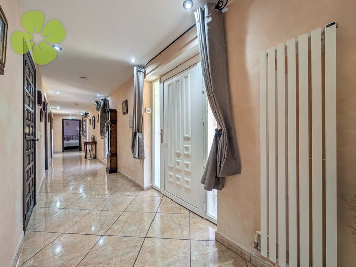 Image No.3-Villa for sale