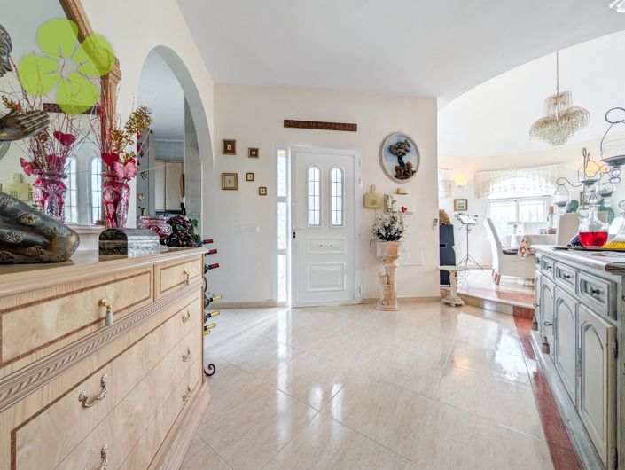 Image No.3-3 Bed Villa for sale